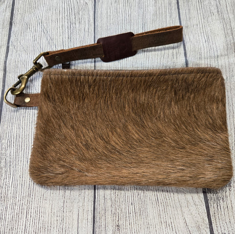 Hide On Wristlet