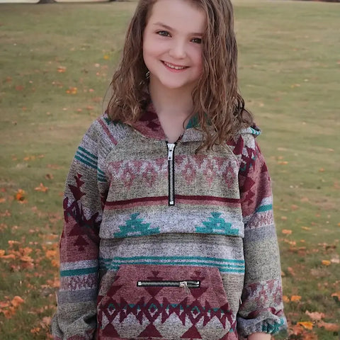 Girls Geometric Printed Pullover W/Hoodie.