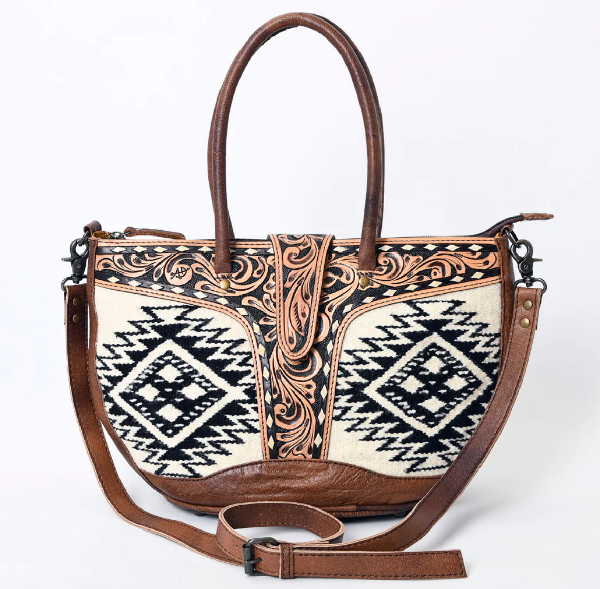 American Darling White Saddle Blanket Tooled Large Purse Horse Creek