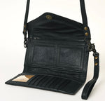 American Darling Women’s Tooled Black & White Saddle Blanket Clutch Bag