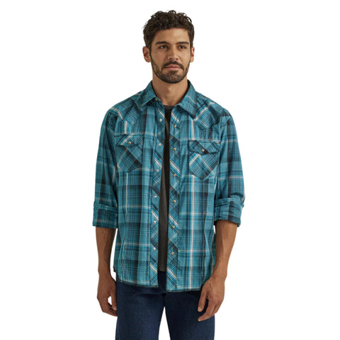 Wrangler Men's Teal Plaid Modern Fit Shirt