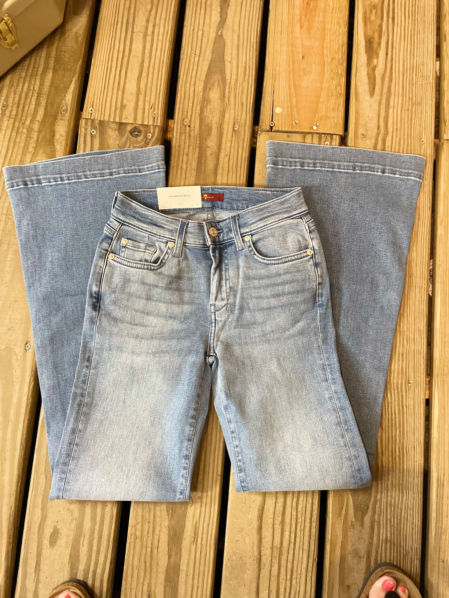 7 For All Mankind Light Colored Dojo Trouser TailorlessAZA Horse Creek Outfitters