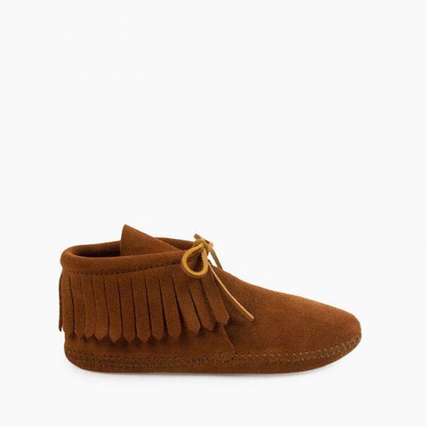 Minnetonka Women’s Classic Fringe Softsole Boot Brown