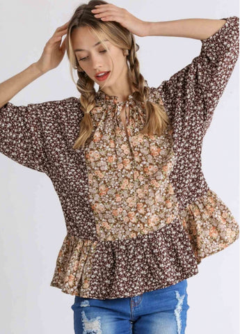 Mixed Floral Print Half Sleeve Top